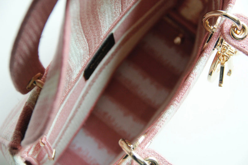 Luxurious Totes - Latest - 6524
