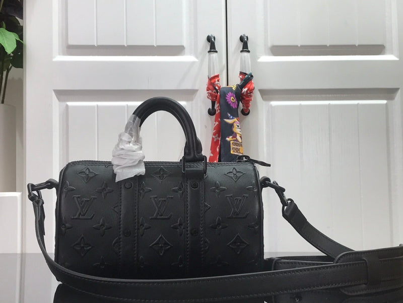 LOV - Luxurious Totes - 2274