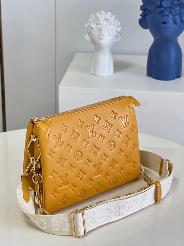 LOV - Luxurious Totes - 1606