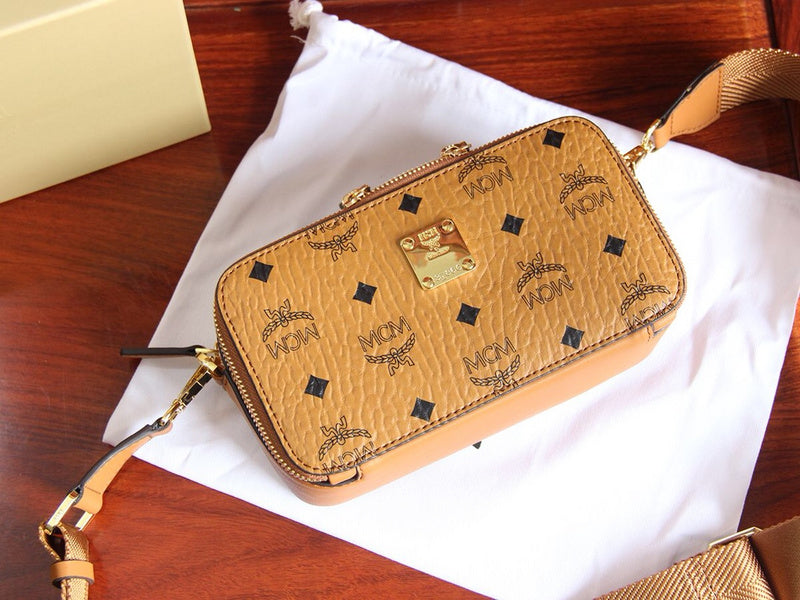 Luxurious Totes - Latest - 7824