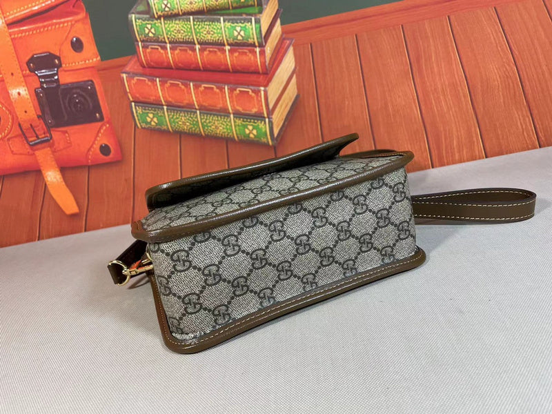 GUI - Luxurious Totes - 717