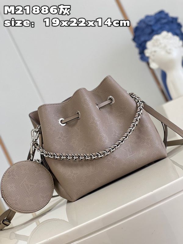 LOV - Luxurious Totes - 630