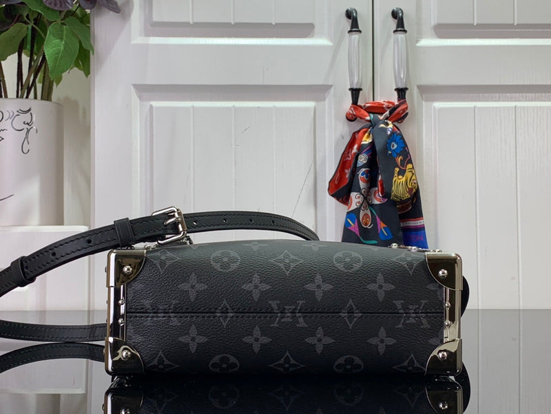 LOV - Luxurious Totes - 079