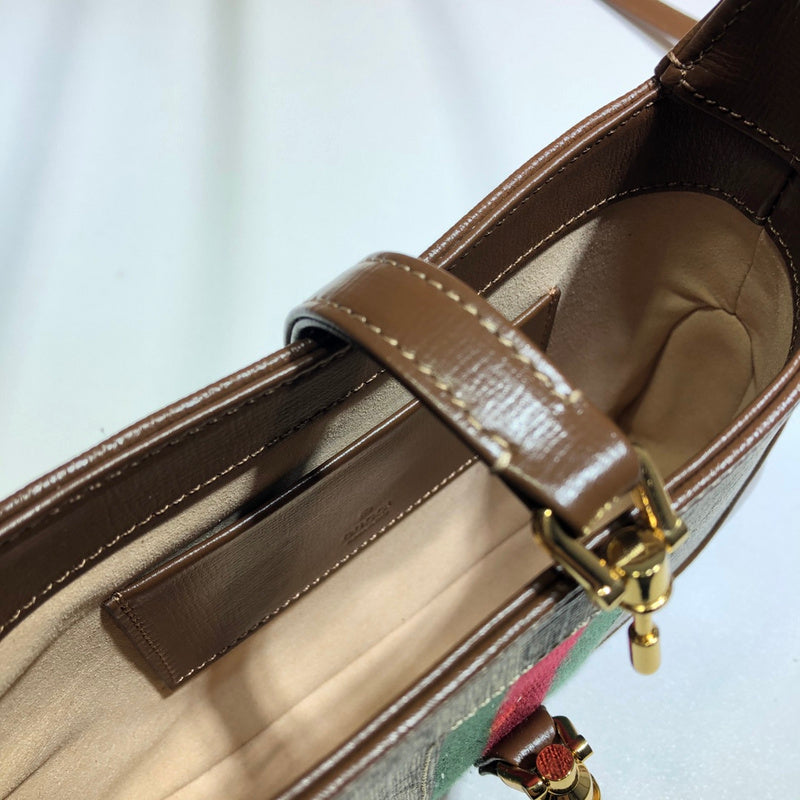 GUI - Luxurious Totes - 548
