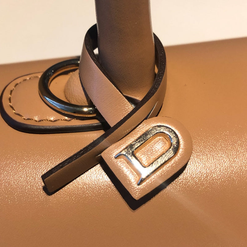 Luxurious Totes - Latest - 6132