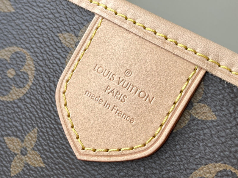 LOV - Luxurious Totes - 1667