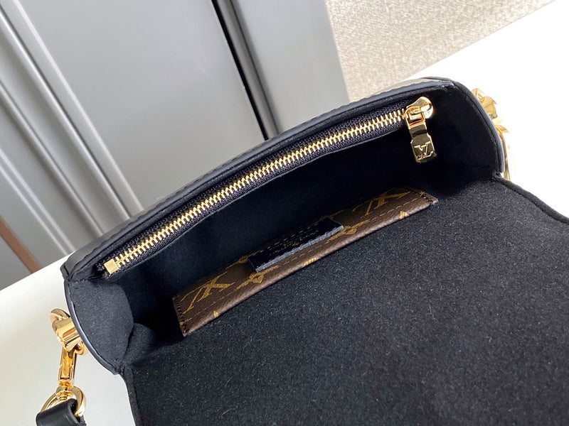 LOV - Luxurious Totes - 1807
