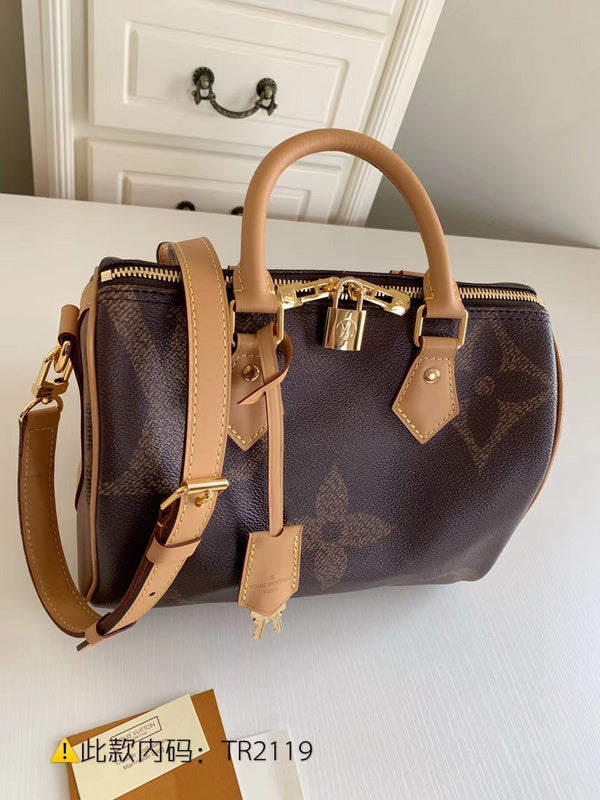 Luxurious Totes - Latest - 9706
