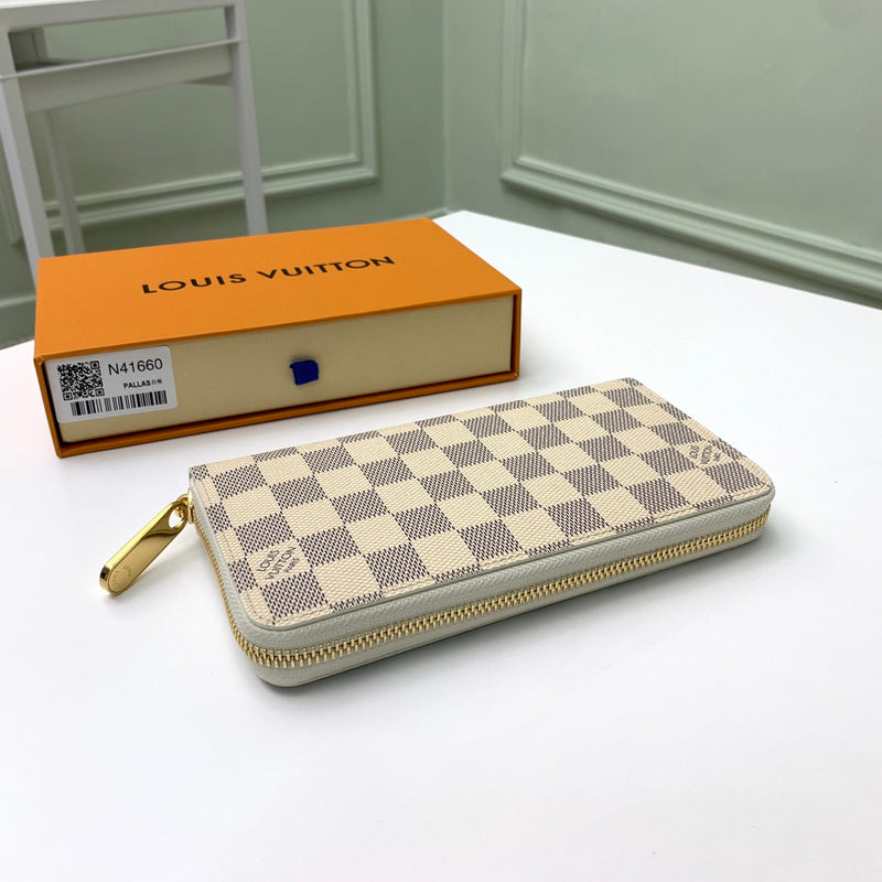 Luxurious Totes - Latest - 687