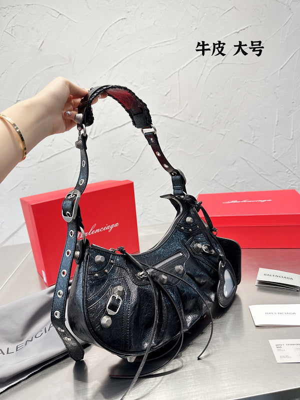 Luxurious Totes - BGA2 Bags - 323