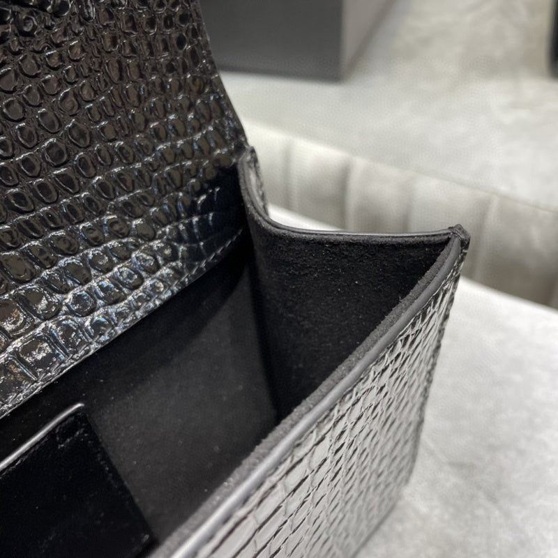 Luxurious Totes - Latest - 8719