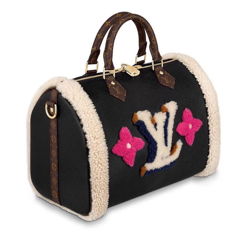 LOV - Luxurious Totes - 2576