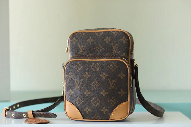 Lux-Totes - LOV Bags - 3887