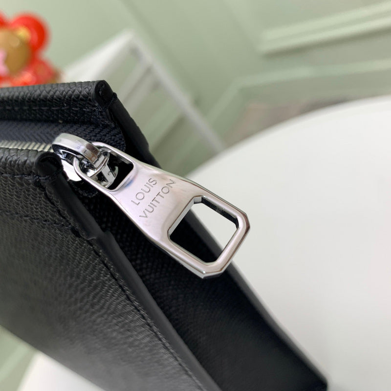 Luxurious Totes - Latest - 734
