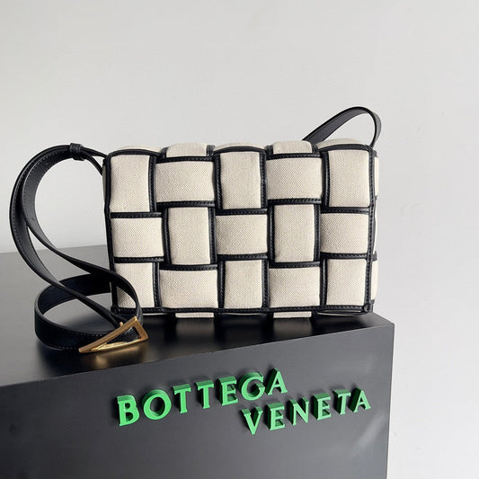 Luxurious-Totes - BV Bags - 1859