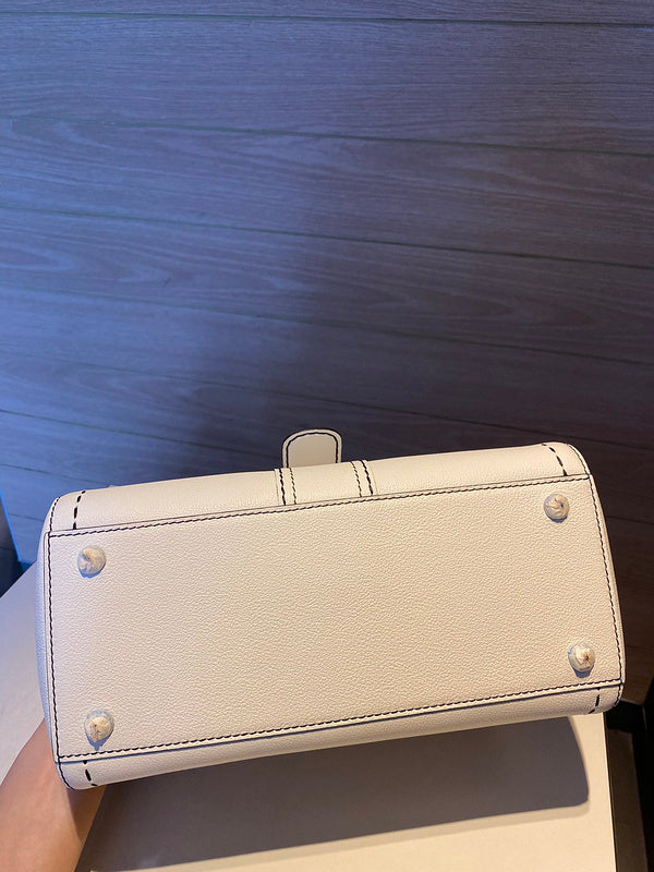 Luxurious Totes - Latest - 6172