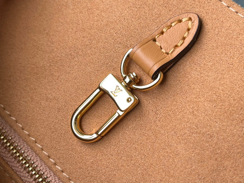LOV - Luxurious Totes - 2137