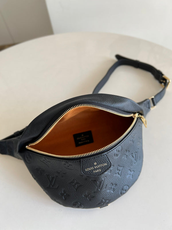 LOV - Luxurious Totes - 2067