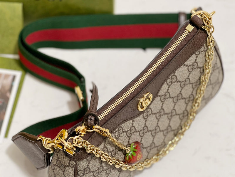 GUI - Luxurious Totes - 651