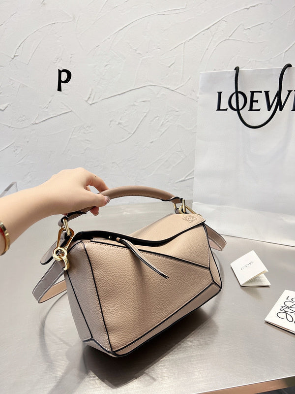 Luxurious Totes - LW-CH Bags - 043
