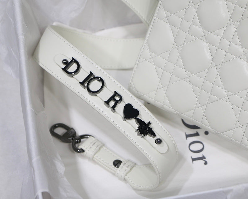 Luxurious Totes - Latest - 6472