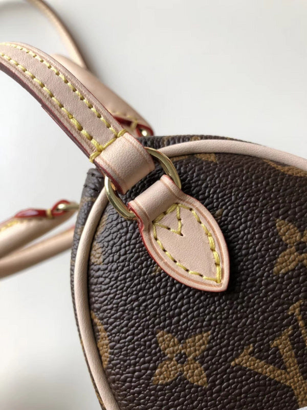 Luxurious Totes - Latest - 9700