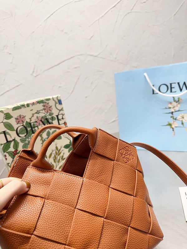 Luxurious Totes - LW-CH Bags - 051
