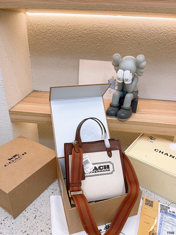 Luxurious Totes - CCH2 Bags - 013