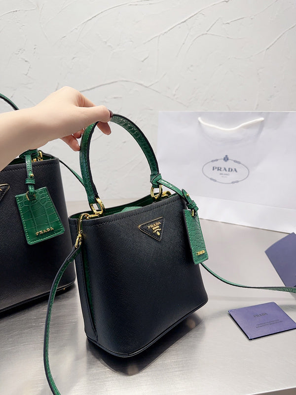 Luxurious Totes - PDA3 Bags - 101