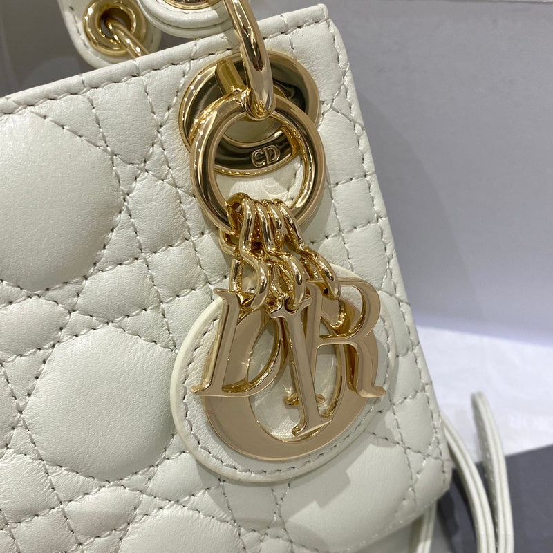 Luxurious Totes - Latest - 6396