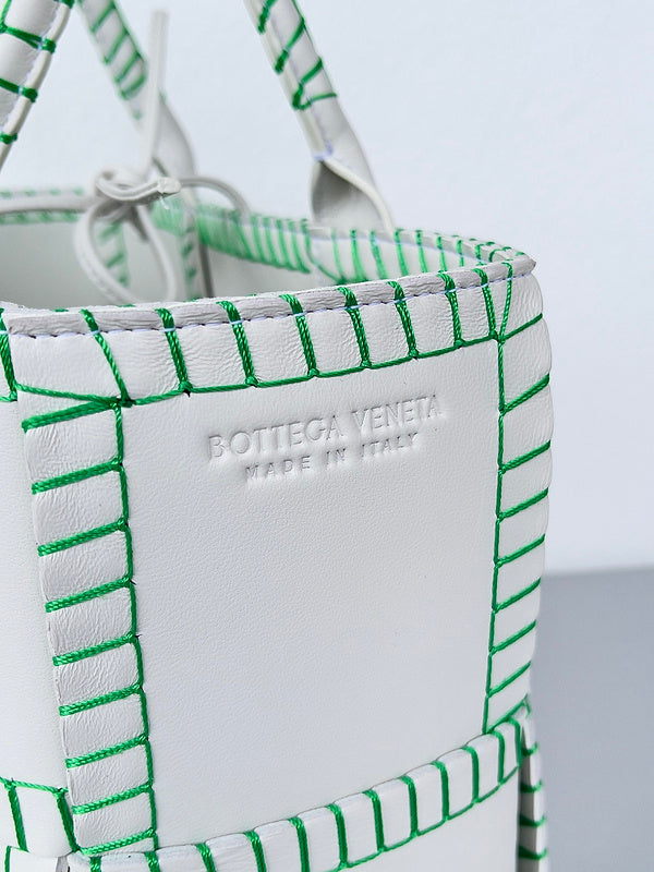 Luxurious Totes - Latest - 6948