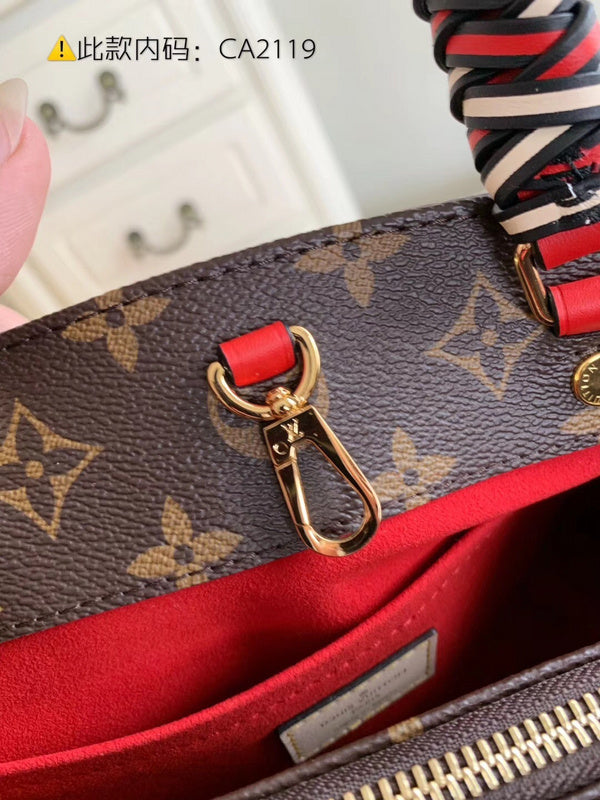 Luxurious Totes - Latest - 2420
