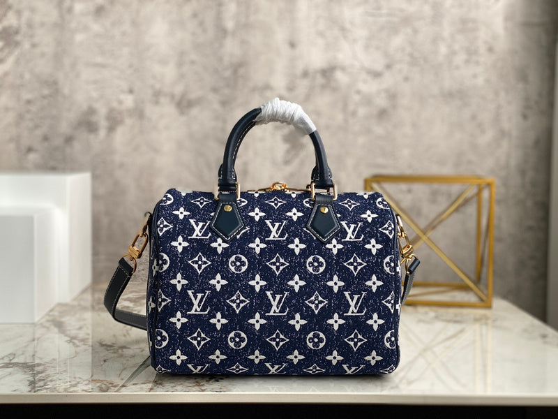 LOV - Luxurious Totes - 2078