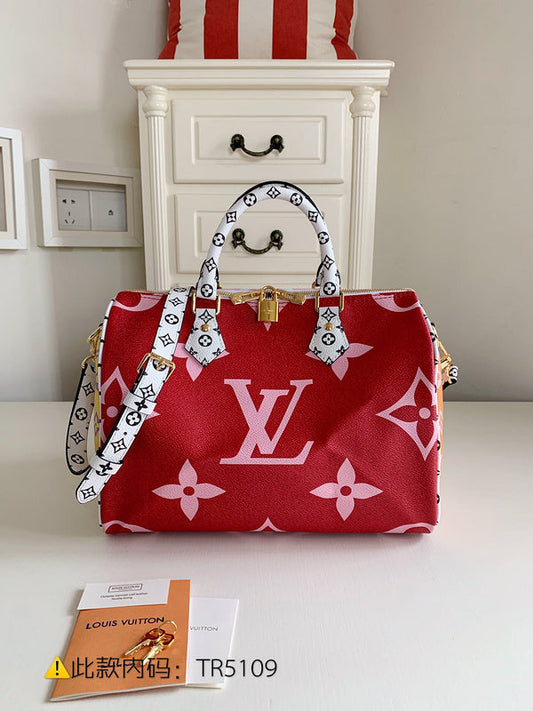 Luxurious Totes - Latest - 9708