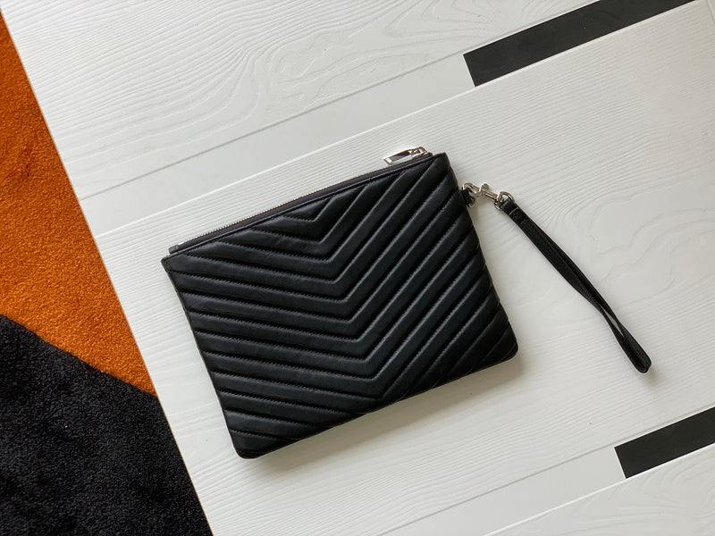 Luxurious Totes - Latest - 8657