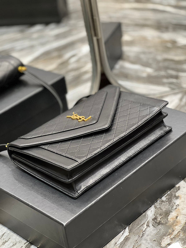 Luxurious Totes - Latest - 8275