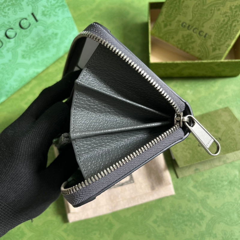 GUI - Luxurious Totes - 411