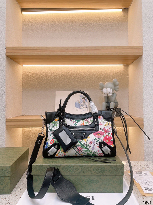 Style My Style - BGA2 Bags - 107