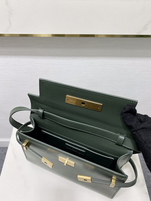 Luxurious Totes - Latest - 8710