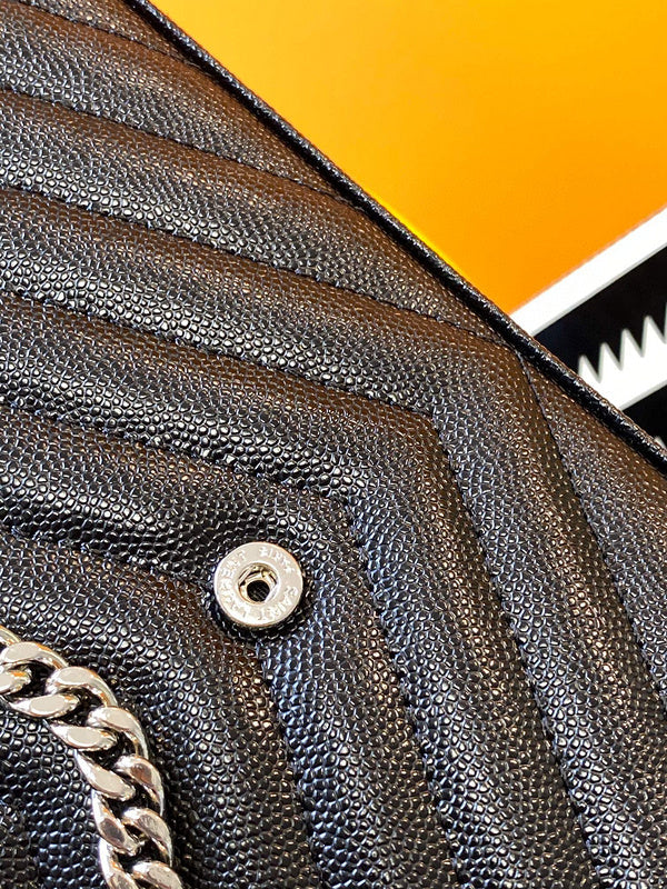 Luxurious Totes - Latest - 8851