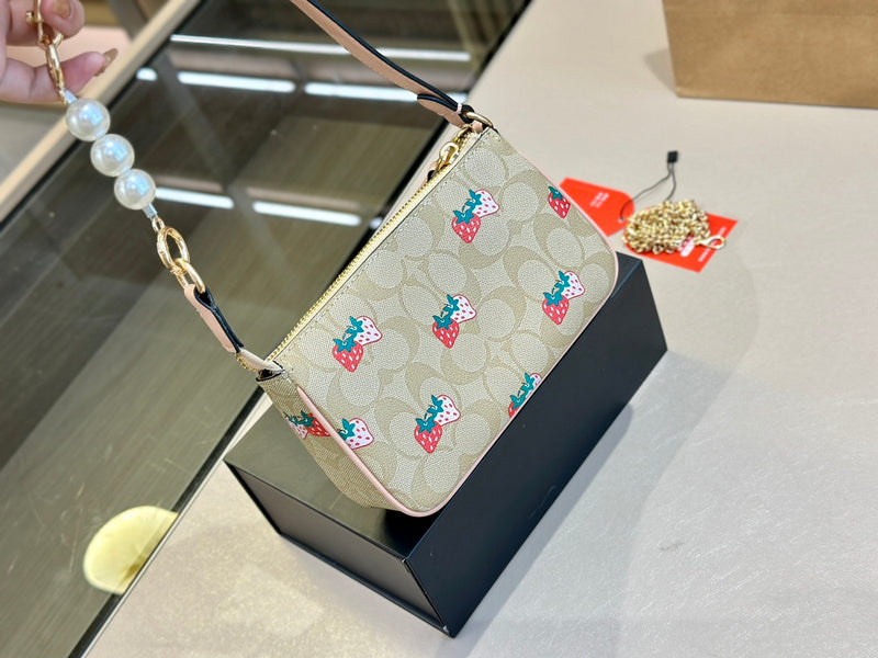 Luxurious Totes - CCH2 Bags - 098