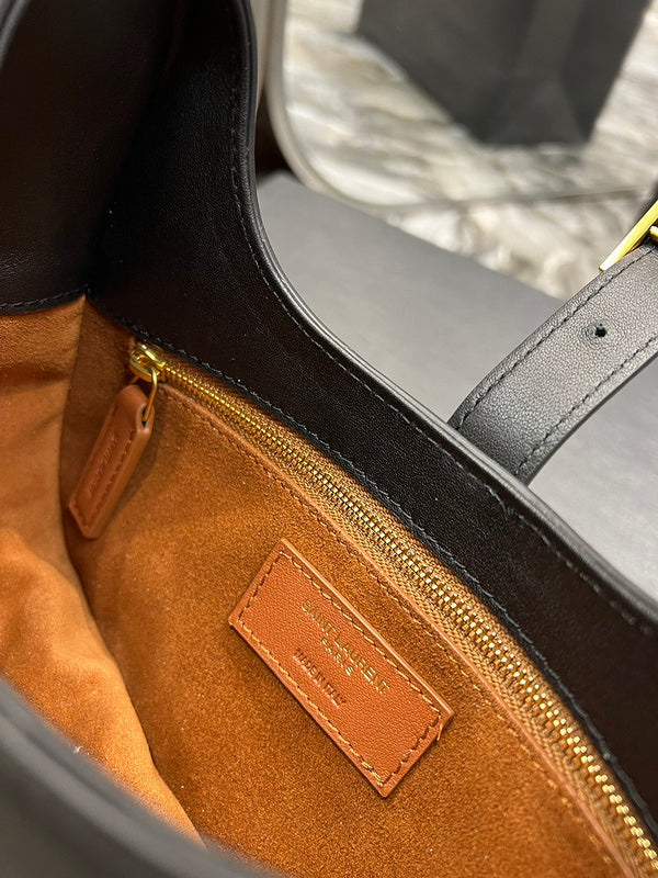 Luxurious Totes - Latest - 8460