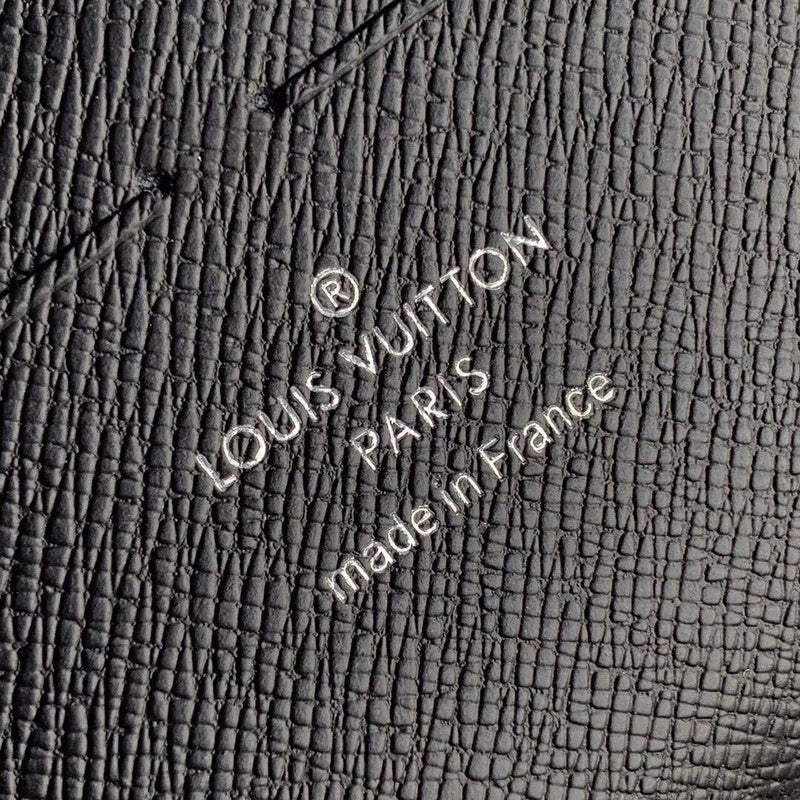 Luxurious Totes - Latest - 1050