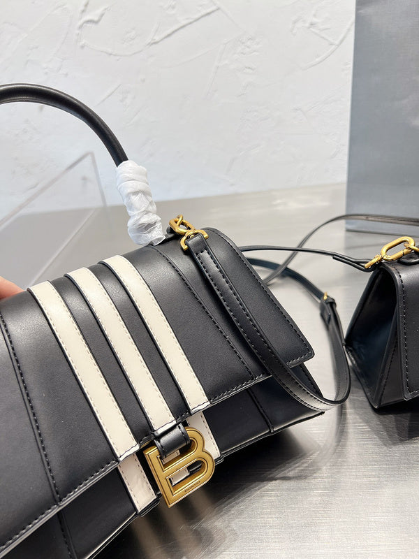 Luxurious Totes - BGA2 Bags - 102