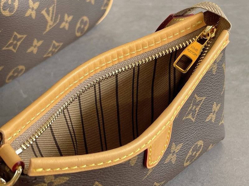 LOV - Luxurious Totes - 2076