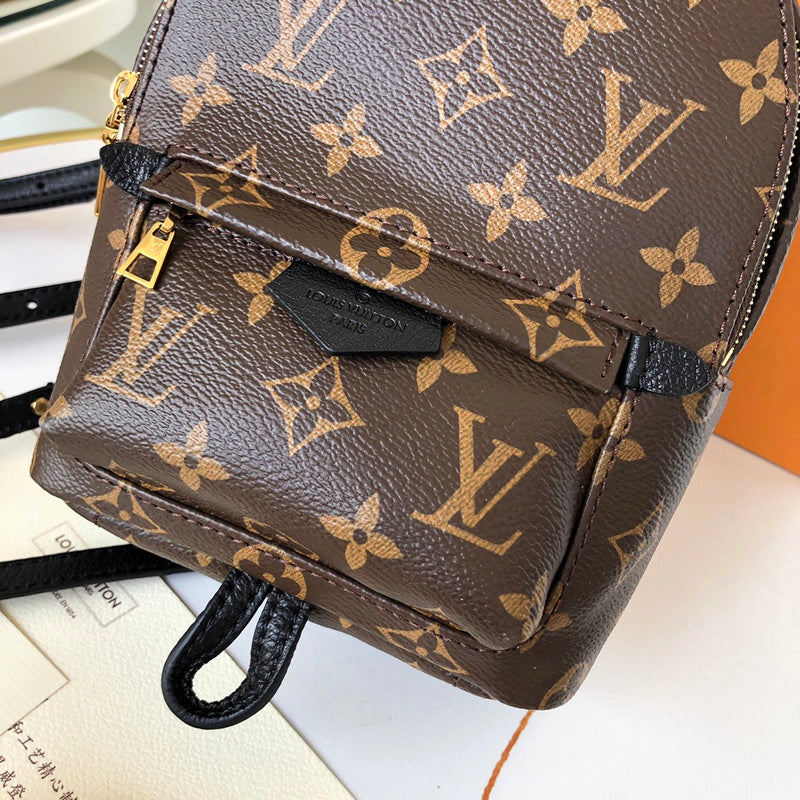 LOV - Luxurious Totes - 2521