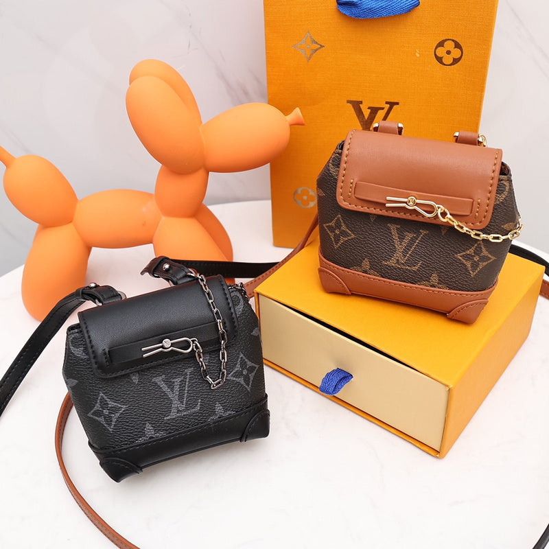 LOV - Luxurious Totes - 2080