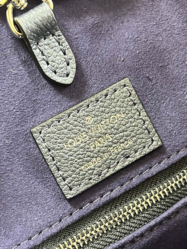 LOV - Luxurious Totes - 2195