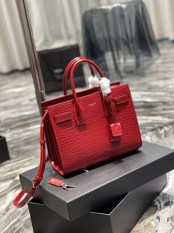Luxurious Totes - Latest - 8725