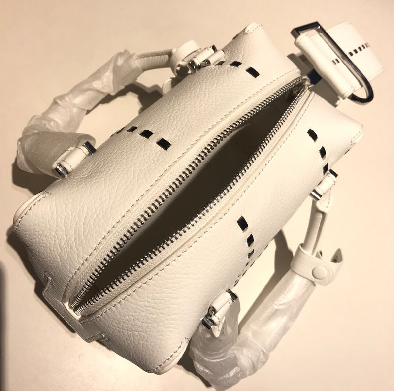 Luxurious Totes - Latest - 6100